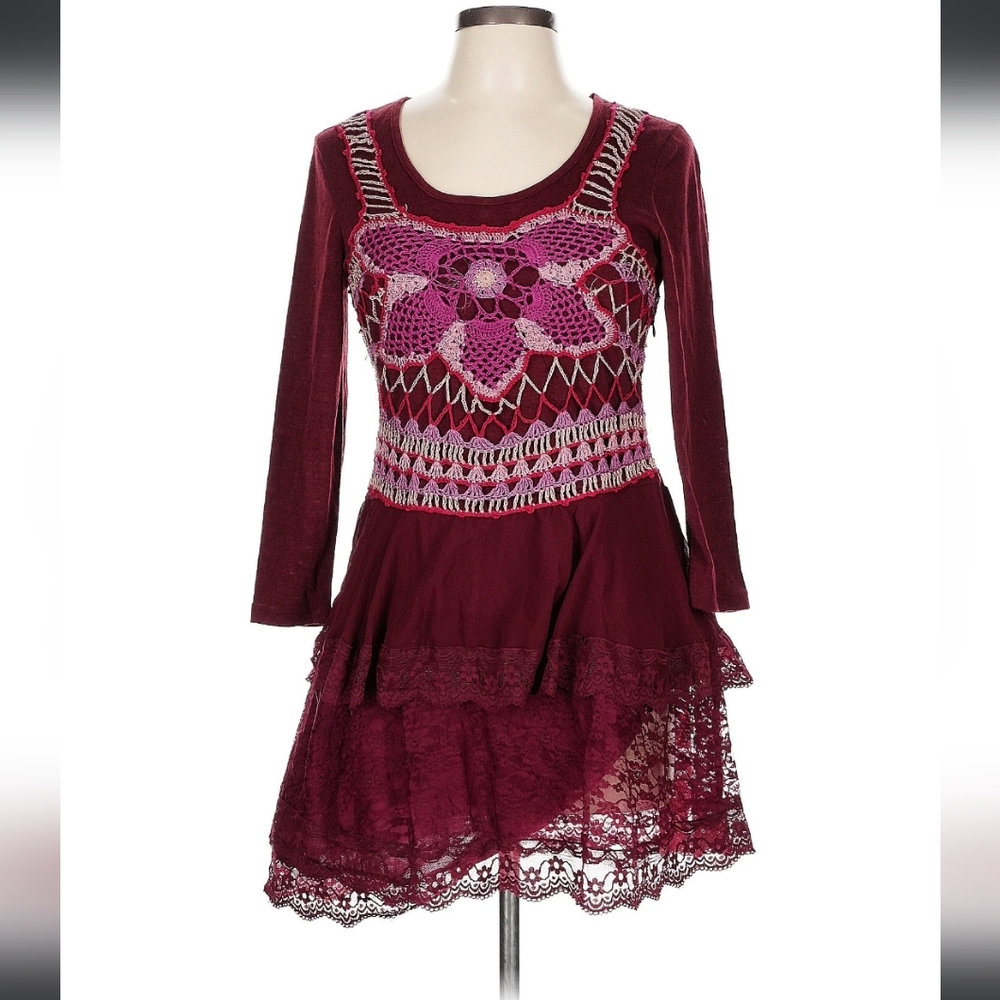 Lulumari Burgundy Lace Dress